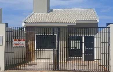 Imagem: A casa possui 3 Dormitórios, 1 Banheiro, 64m² de Área e