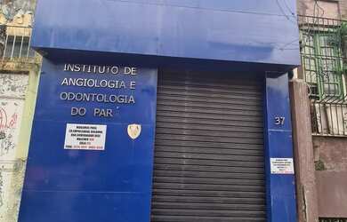 Imagem: A casa possui 3 Dormitórios, 3 Banheiros e está localizado