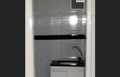 Imagem: A casa possui 3 Dormitórios, 3 Banheiros, 1 Vaga na garagem