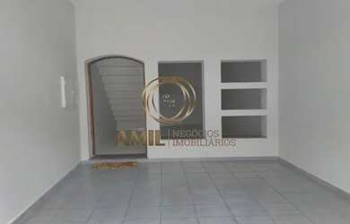 Imagem: A casa possui 3 Dormitórios, 2 Banheiros, 270m² de Área e