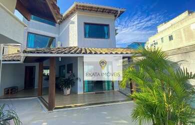 Imagem: A casa possui 5 Dormitórios, 5 Banheiros, 3 Vagas na garagem