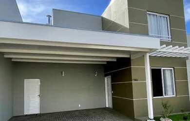 Imagem: A casa em condomínio possui 3 Dormitórios, 4 Banheiros, 2