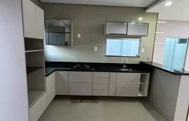 Imagem 10: Forest Hill / Térrea 240m² 3 Suítes / Com Modulados / Bem localizado...