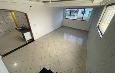 Imagem 3: Aluga-se está casa. Varanda, Área de serviço, 1 Vaga na garageme3 Dormitórios