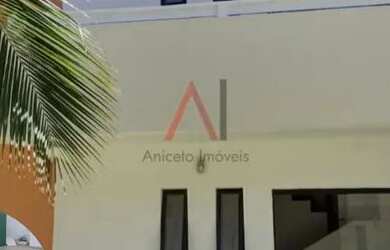 Imagem: A casa em condomínio possui 3 Dormitórios, 3 Banheiros, 1