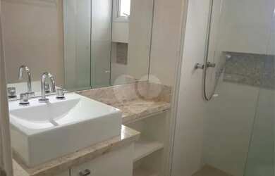 Imagem 2: family santana. Piscina, Churrasqueira, 110m² de Áreae2 Vagas na garagem