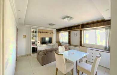 Imagem: O apartamento possui 3 Dormitórios, 2 Banheiros, 1 Vaga na