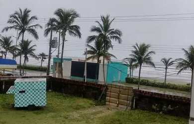 Imagem: A kitnet possui 1 Dormitório, 1 Banheiro, 1 Vaga na garagem