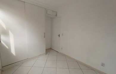 Imagem: O apartamento possui 2 Dormitórios, 1 Banheiro, 60m² de Área