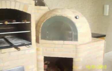 Imagem: A casa em condomínio possui 4 Dormitórios, 4 Banheiros, 4