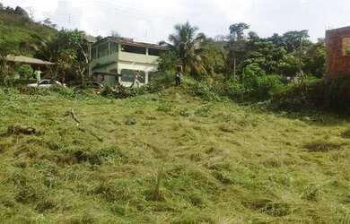 Imagem: O terreno possui 450m² de Área Privada e está localizado