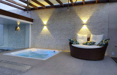 Imagem: A casa possui 3 Dormitórios, 2 Vagas na garagem, Imóvel mobiliado