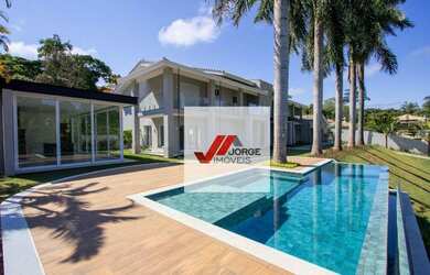 Imagem: A casa em condomínio à venda possui 4 Dormitórios, 5 Banheiros