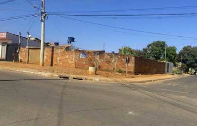 Imagem: O terreno possui 335m² de Área e está localizado em Jardim