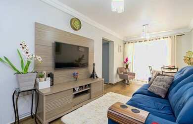 Imagem: O apartamento possui 2 Dormitórios, 1 Banheiro, 1 Vaga na garagem