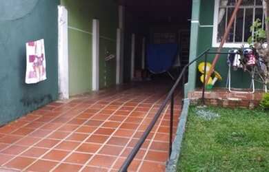 Imagem 2: Lote/Terreno para venda com 360 metros Casa na Fazendinha - 2 moradias, quintal e churrasq