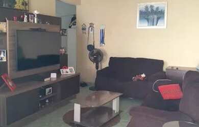 Imagem: A casa possui 1 Dormitório, 1 Banheiro, 2 Vagas na garagem