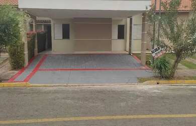 Imagem: A casa em condomínio possui 3 Dormitórios, 2 Banheiros, 2