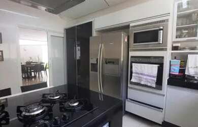 Imagem 8: Sobrado com 05 suítes e boa integração no Alphaville Araguaia