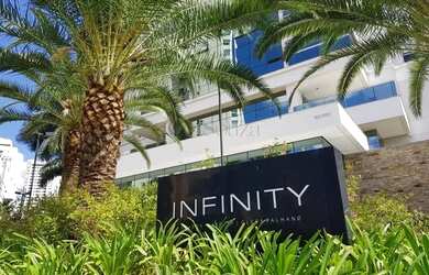 Imagem: O apartamento possui 3 Dormitórios, 5 Banheiros, 4 Vagas na