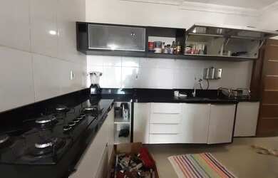 Imagem: O apartamento possui 3 Dormitórios, 2 Banheiros, 1 Vaga na