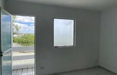 Imagem: O apartamento possui 2 Dormitórios e está localizado em Santa