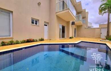 Imagem: A casa em condomínio possui 3 Dormitórios, 2 Banheiros, 5