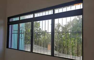 Imagem: O depósito possui 200m² de Área e está localizado em Glória