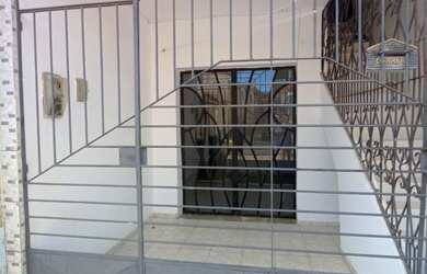 Imagem: A casa possui 2 Dormitórios e 1 Banheiro e está localizado