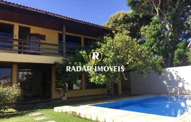 Imagem: A casa possui 4 Dormitórios, 4 Banheiros, 2 Vagas na garagem