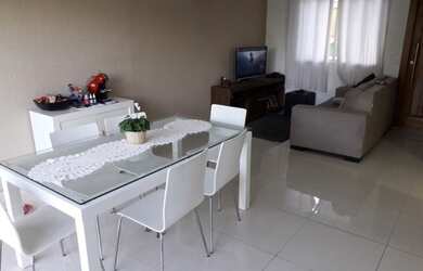 Imagem: A casa em condomínio possui 4 Dormitórios, 3 Banheiros, 3