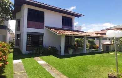 Imagem: A casa em condomínio possui 5 Dormitórios, 4 Banheiros, 3