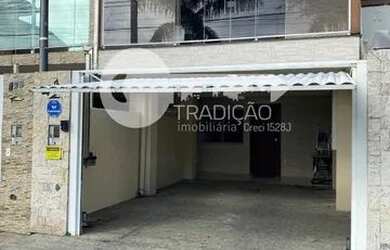 Imagem: A casa e possui 2 Dormitórios, Suítes, 3 Banheiros, 1 Vaga