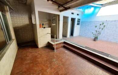 Imagem: A casa possui 2 Dormitórios, Imóvel novo e está localizado