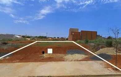 Imagem: O terreno possui 250m² de Área e está localizado em Reserva