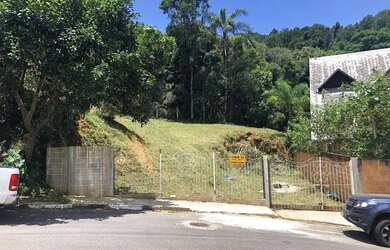 Imagem: O terreno possui 250m² de Área e está localizado em Parque