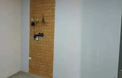 Imagem 3: Casa a Venda. Varanda, 168m² de Área, 2 Vagas na garageme1 Dormitório