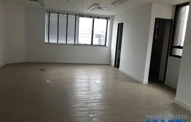 Imagem: O depósito possui 69m² de Área e está localizado em Bairro