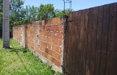 Imagem: O terreno possui 300m² de Área e está localizado em Guarani