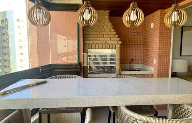 Imagem: O apartamento possui 3 Dormitórios, 4 Banheiros, 2 Vagas na