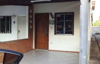 Imagem: A casa em condomínio possui 2 Dormitórios, 1 Banheiro, 1 Vaga