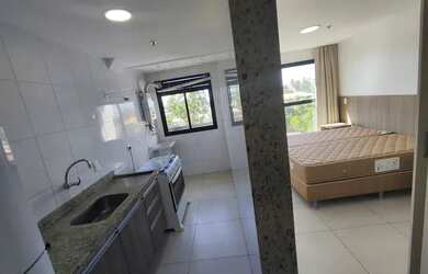 Imagem: O apartamento possui 1 Dormitório, 1 Banheiro, 1 Vaga na garagem