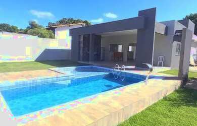 Imagem: A casa em condomínio possui 3 Dormitórios, 4 Banheiros, 1