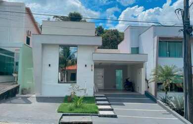 Imagem: A casa em condomínio possui 3 Dormitórios, 2 Banheiros, 3