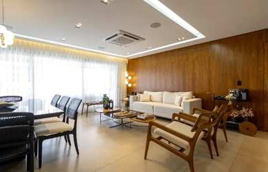 Imagem 1: 4 Suítes no Vieiralves, 205m2, Apto Alto padrão 100 mobiliado, 1 por...