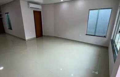 Imagem 3: Forest Hill / Térrea 240m² 3 Suítes / Com Modulados / Bem localizado...