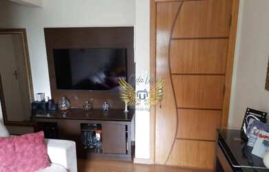 Imagem: O apartamento possui 1 Dormitório, 1 Banheiro, 1 Vaga na garagem