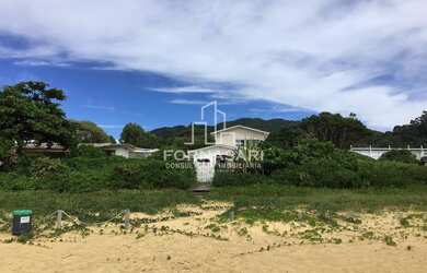 Imagem: O terreno possui 337m² de Área e está localizado em Praia