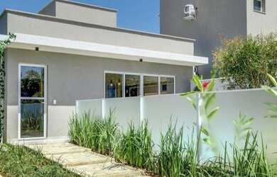 Imagem: A casa em condomínio possui 2 Dormitórios, 3 Banheiros, 2