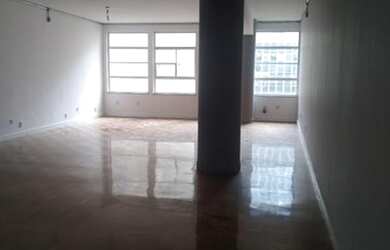 Imagem: O depósito possui 112m² de Área e está localizado em Centro